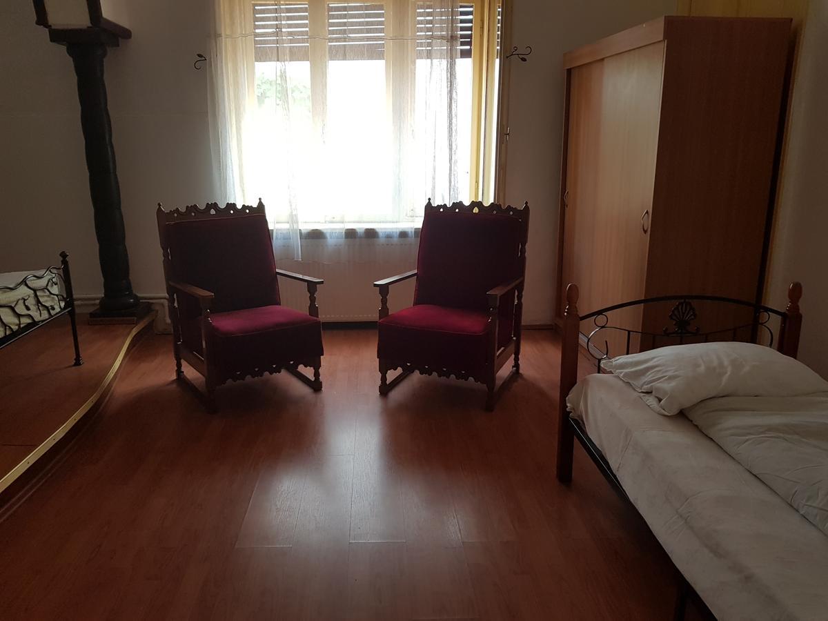 Casa Boiereasca Vandrerhjem Craiova Eksteriør bilde